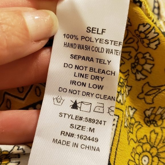 Milk & Honey size Medium  Handkerchief style - Picture 7 of 7